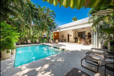 🌞Ultimate Key West Estate with 2 Guest Houses & Resort Pool — Priced to Move!