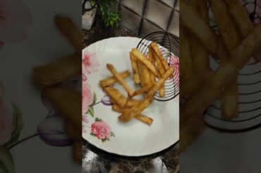 Crispy French Fries Recipe | Perfect Finger Chips at Home 🍟 #shorts #frenchfrices