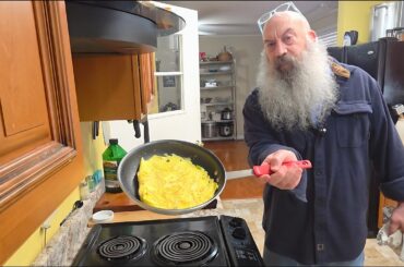 5-Minute Leftover Asparagus & Egg Sandwich @orourkecooks #food #cooking