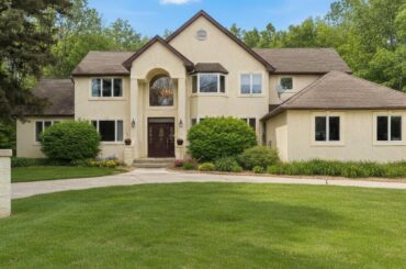 20 Edelweiss Ct, Voorhees Township, NJ