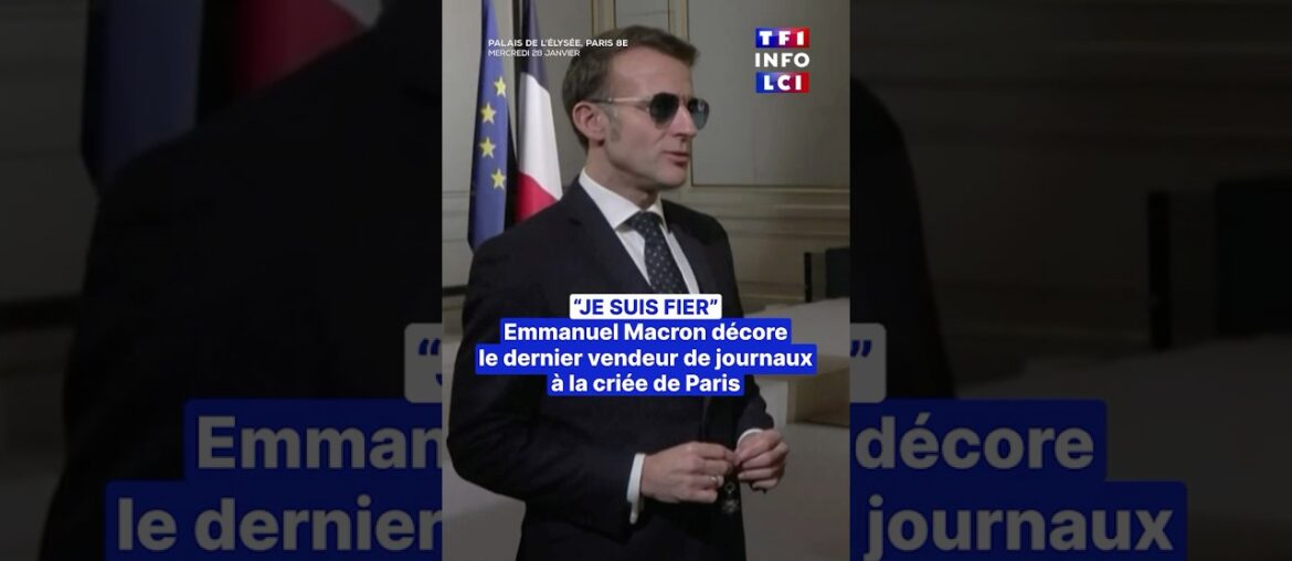 Emmanuel Macron décore le dernier vendeur de journaux à la criée de Paris|TF1 INFO Emmanuel Macron décore le dernier vendeur de journaux à la criée de Paris|TF1 INFO