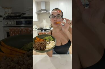 Regular fries are BANNED in my HOUSE?! SWEET POTATO FRIES RECIPE 🍠🍟