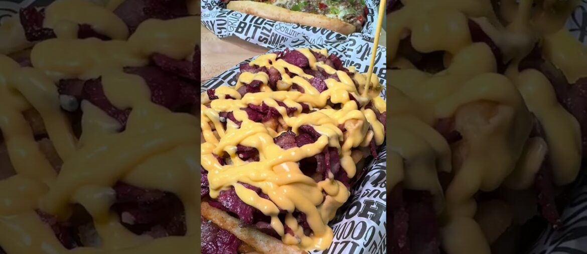 Drive thru HALAL burgers, wings, loaded fries, shakes, and… #Shorts #chispotlight Drive thru HALAL burgers, wings, loaded fries, shakes, and... #Shorts #chispotlight