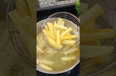 Instant crispy french fries 🍟 #recipe #food #cooking #trendingshorts #shorts
