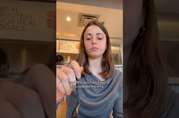 Trying American foods as a European PART 2 #chipotle #usa #foodie #mexicanfood