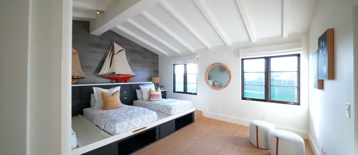 Inside One of Lido Isle’s Most Rare Homes | 70’ Lot, Pool & Private Retreat