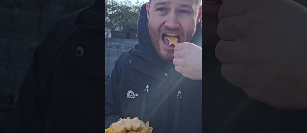 Viral Amsterdam fabel friet chips 🍟 #foodreview #pieman #foodie #Amsterdam