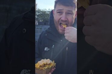 Viral Amsterdam fabel friet chips 🍟 #foodreview #pieman #foodie #Amsterdam