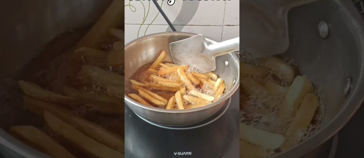 Crispy and Perfect, Easy way to make French Fries at Home #Shorts #Viral #French Fries #trending Crispy and Perfect, Easy way to make French Fries at Home #Shorts #Viral #French Fries #trending