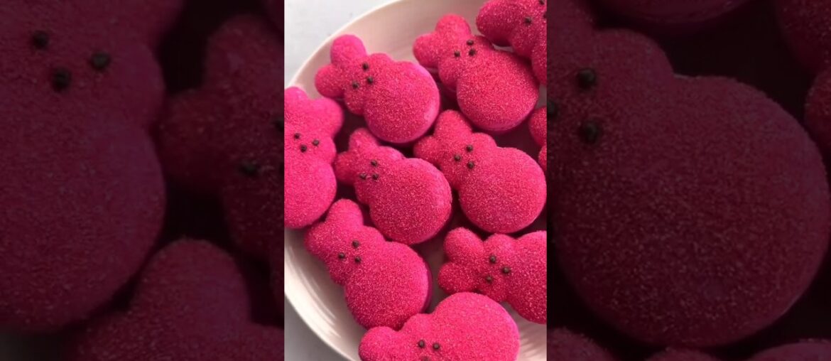 Peeps French macarons 🐰 Peeps French macarons 🐰