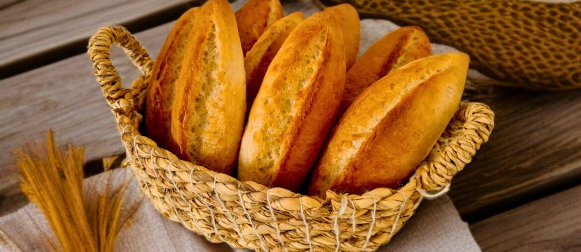 How to Make Perfect French Bread Rolls at Home (EASY Step-by-Step) How to Make Perfect French Bread Rolls at Home (EASY Step-by-Step)