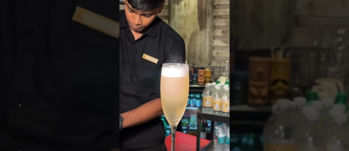 FRENCH 75 COCKTAIL 🍸 #vrexploringtaste #cocktail #foodblooger