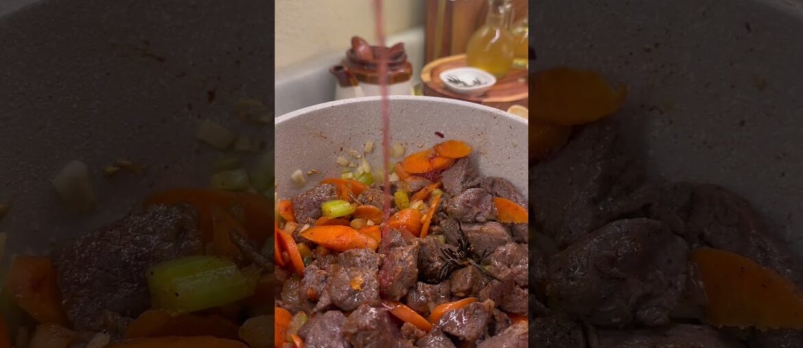 Beef Bourguignon 🇫🇷 The French Stew That Changed Everything Beef Bourguignon 🇫🇷 The French Stew That Changed Everything