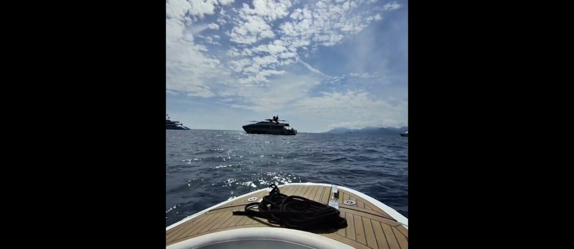 Dolcevita 110 Superyacht – French Riviera Luxury Cruise | YachtBuying101.com Dolcevita 110 Superyacht – French Riviera Luxury Cruise | YachtBuying101.com