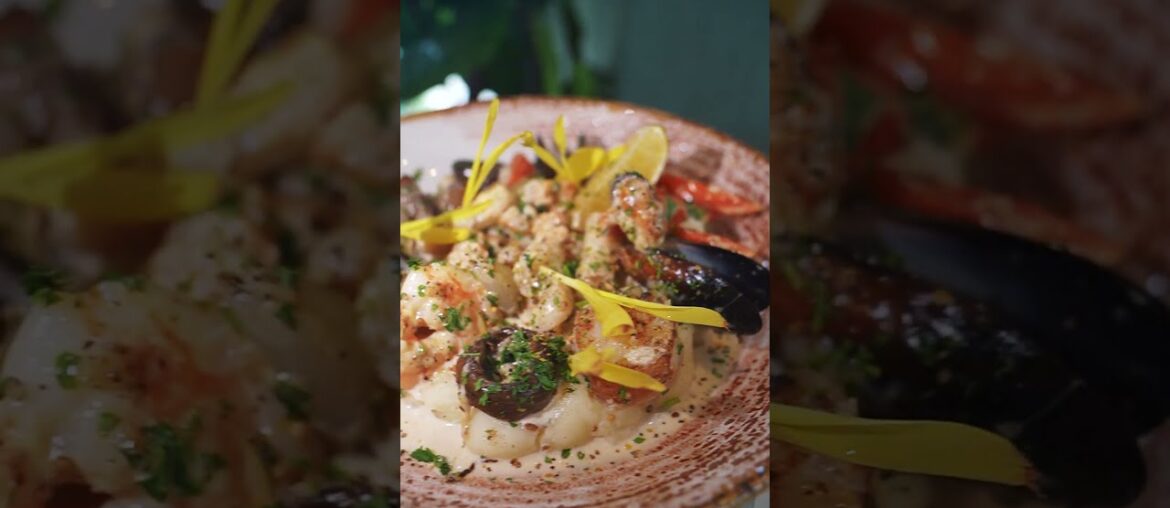 BEST PLACES TO EAT: 𝐏𝐚𝐫𝐝𝐨𝐧 𝐦𝐲 𝐅𝐫𝐞𝐧𝐜𝐡 - 𝐒𝐢𝐦𝐩𝐬𝐨𝐧 𝐁𝐚𝐲 | WEARESXM.com