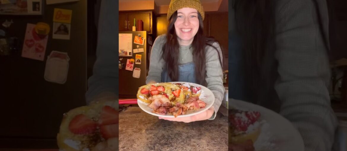 Cast Iron French Toast💕 #breakfastfordinner #food #recipe #blessed #shortvideo #fyp #cooking #jesus