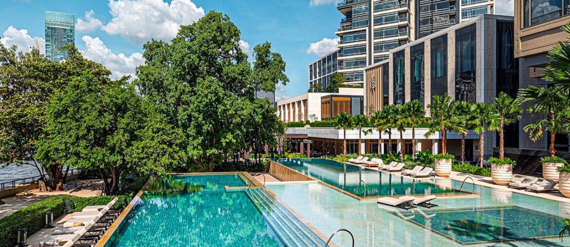 World’s #2 Best Hotel | Four Seasons Bangkok, 5-Star Luxury Hotel in Thailand (4K Tour & Review)