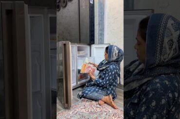 Ramzan Aane Wala Hai Na Isliye Restock Kar Rahi Ho Frozen Items 👍 #explore #ytshorts #shortvideo