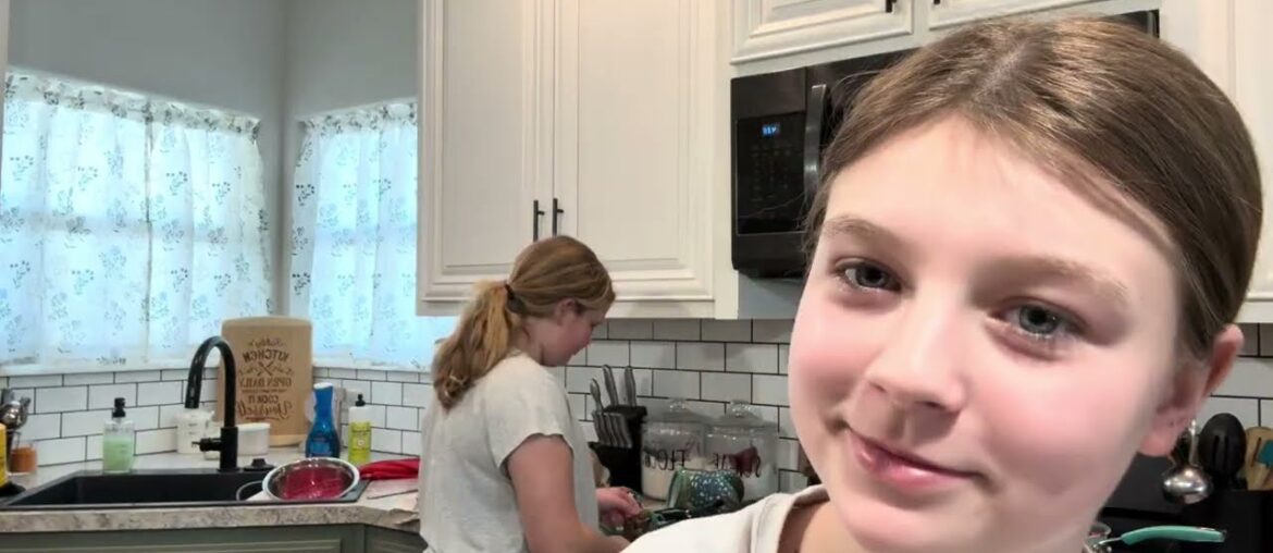 Making “Gourmet” Food With Cheap Ingredients!