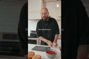 Gourmet, budget friendly chicken burgers. #budgetcooking