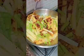 French beans or aloo ki sabji #youtubeshort#viralvideo#trendingvideo#subscribe #like