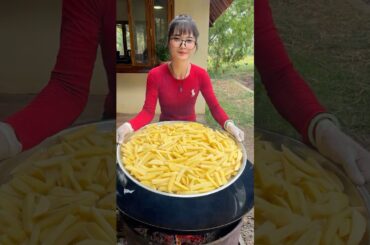 Cooking yummy deep fried potato for french fries recipe