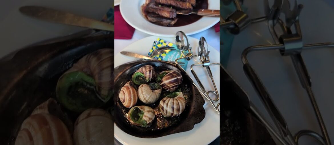 #paris #french #food #love #valentinesday #france #français #croissant #subscribe #viral #couple