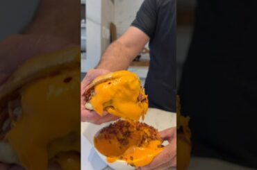 Sanduíche gourmet #bacon #bbq #gourmet #lanche #viral #shorts #rapido #hambúrguer #sanduicheira