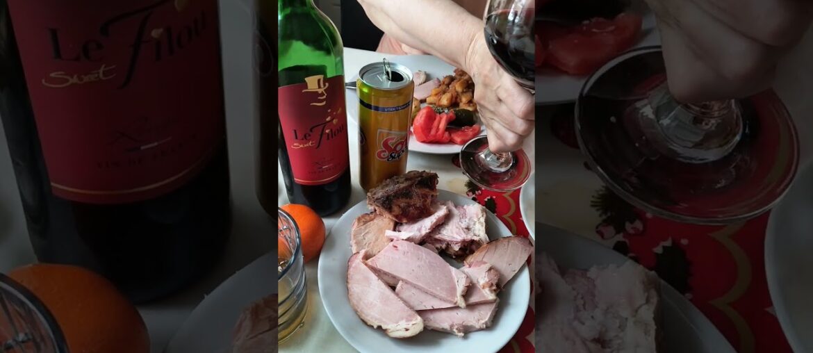 Let's have a glass of French wine!