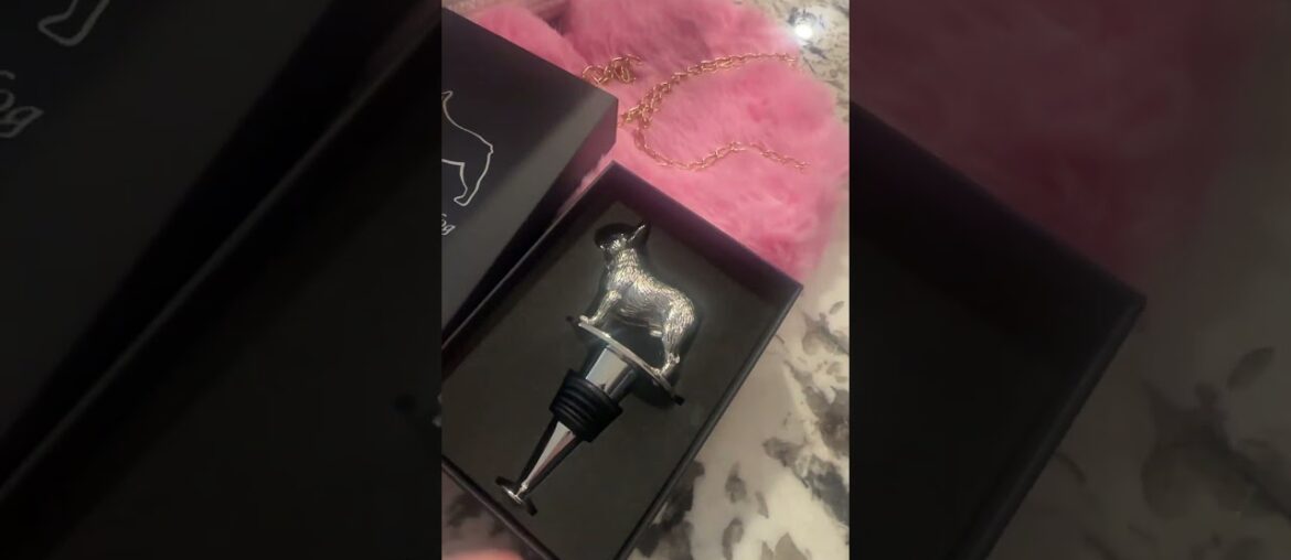 CUTEST French bulldog wine stopper!