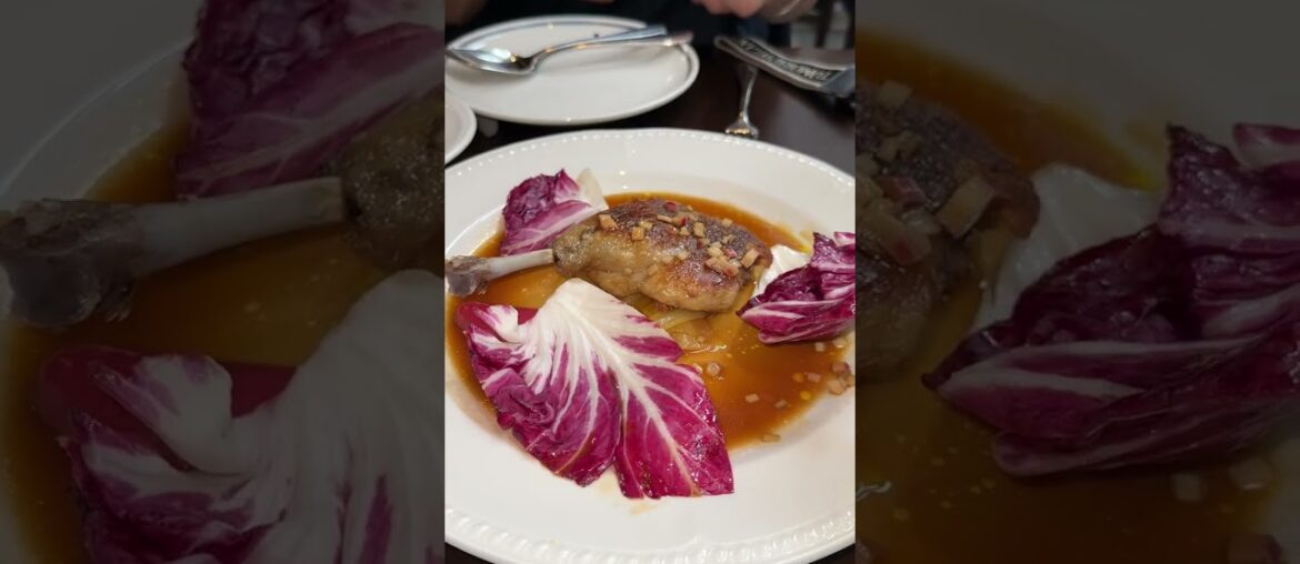 wait til you see the dessert! it's soooo delicious! 📍 Loulou Bistro, Martin Place