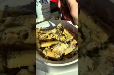 Yo Mama's French Onion Alfredo Pasta