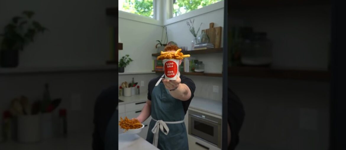 French Fries Calorie Comparison‼️ #shorts #Fries #Frenchfries #healthyfries #nutritionhacks #food French Fries Calorie Comparison‼️ #shorts #Fries #Frenchfries #healthyfries #nutritionhacks #food