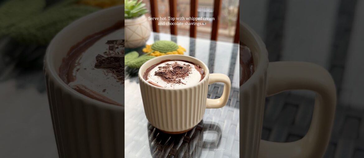 Cafe style hot chocolate recipe | French hot chocolate ☕️ #hotchocolate #winterdrink #winterspecial
