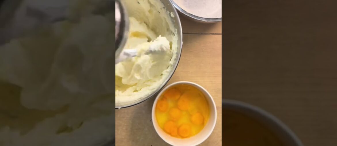 Cream Cheese Pound Cake Recipe (French Vanilla Edition): Jaffry’s Cream Cheese Poundcake Recipe: - 3