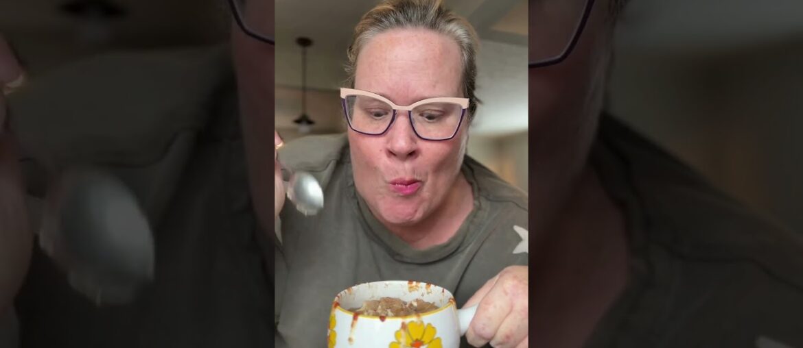 EASY SLOW COOKER FRENCH ONION SOUP #shorts