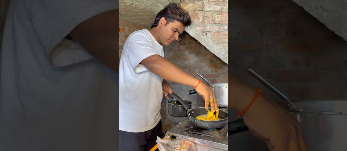 French fries Banate huye Mera Haath Jal Gaya 🤣 ￼￼#recipe #cooking #youtubeshorts #food #shorts