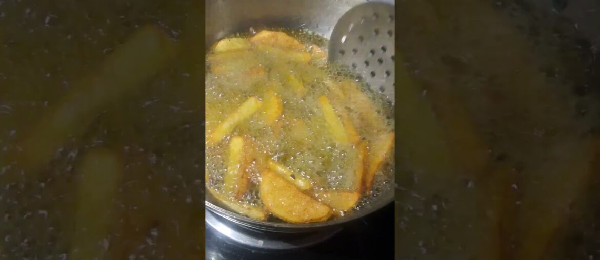 🍟Khichdi jese logoi ko khir mat proso #French fries recipe #short #videos 🍟