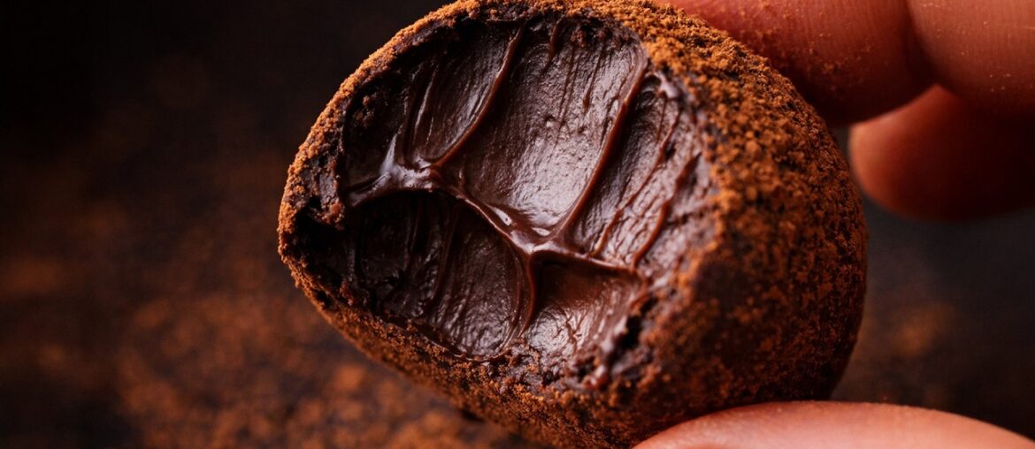 The BEST Dark Chocolate Truffles (Easy French Recipe)