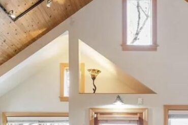 What would you do with this weird little ledge?