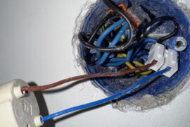 Junction box mountable recessed spotlight