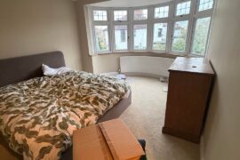 How on earth should I decorate my bay window bedroom?