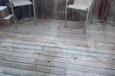 HELP! I need very low budget DIY suggestions on how I can make this look better!