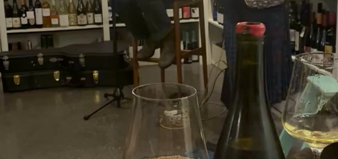 2015 Yvon Métras Moulin-a-Vent (and music) 2015 Yvon Métras Moulin-a-Vent (and music)