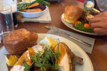 Sunday Roast Chicken et Tiramisu dégusté dans le Somerset, Royaume-Uni