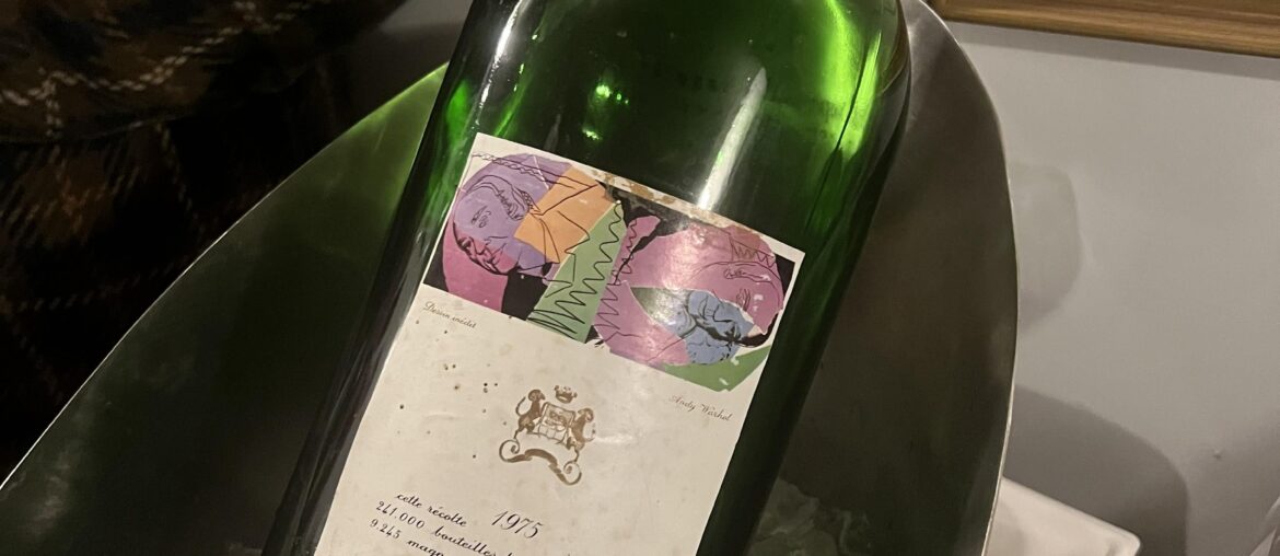 1975 Château Mouton Rothschild 1975 Château Mouton Rothschild