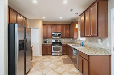 Kitchen Island or No Kitchen?