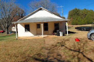 Can someone give me a thumbs up or a thumbs down for the final vision? (2nd to last pic) (Colors and materials for new home listed in comments)