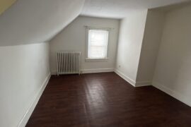 I suck at decor, need help!