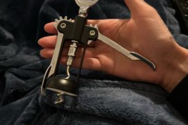 Pls help why is my wine opener doing this? Is there a way to fix it?